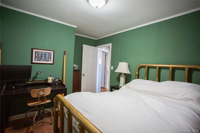 274 W Walnut Street, Long Beach, NY 11561