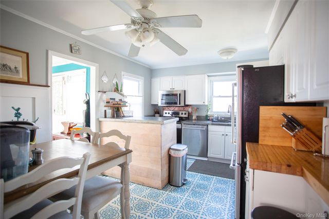 274 W Walnut Street, Long Beach, NY 11561