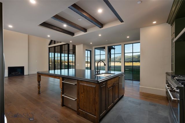 657 Hyalite View Drive, Bozeman, MT 59718