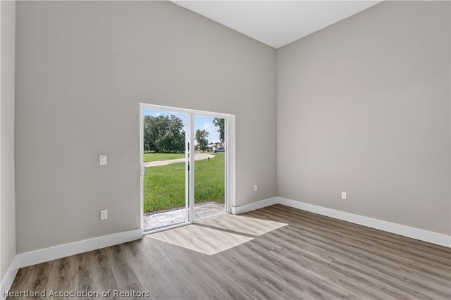 6805 Heavitree Drive, Sebring, FL 33876