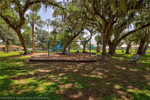 6805 Heavitree Drive, Sebring, FL 33876