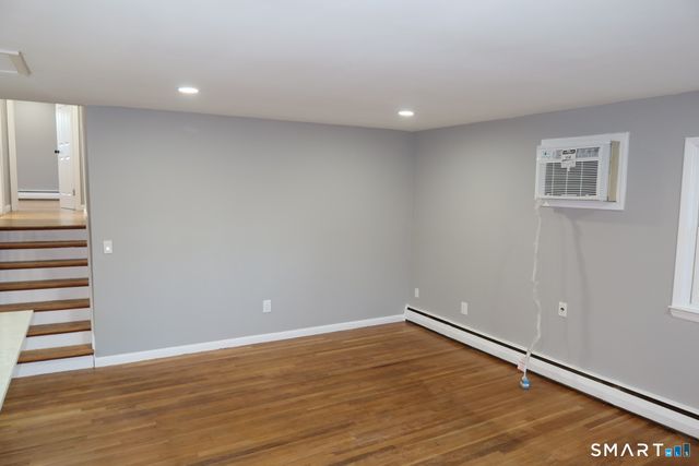 73 Lanouette St Extension, Meriden, CT 06451