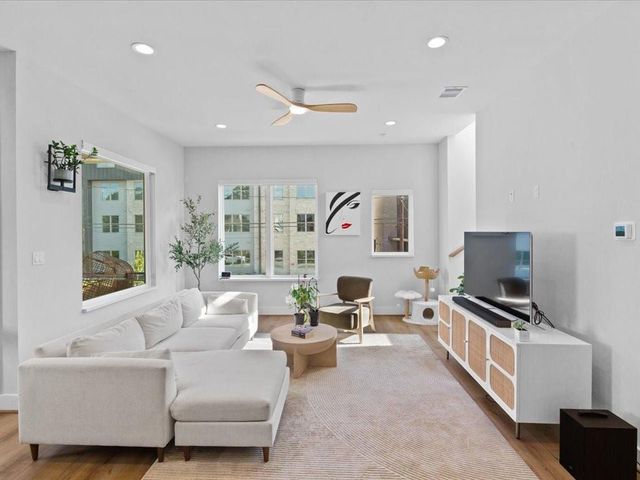 530 Janisch Road, Houston, TX 77018