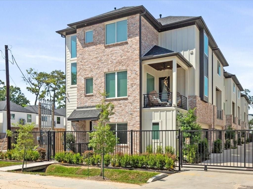 530 Janisch Road, Houston, TX 77018