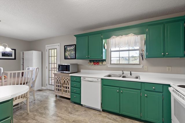 9208 Misty Ridge Drive, Chattanooga, TN 37416