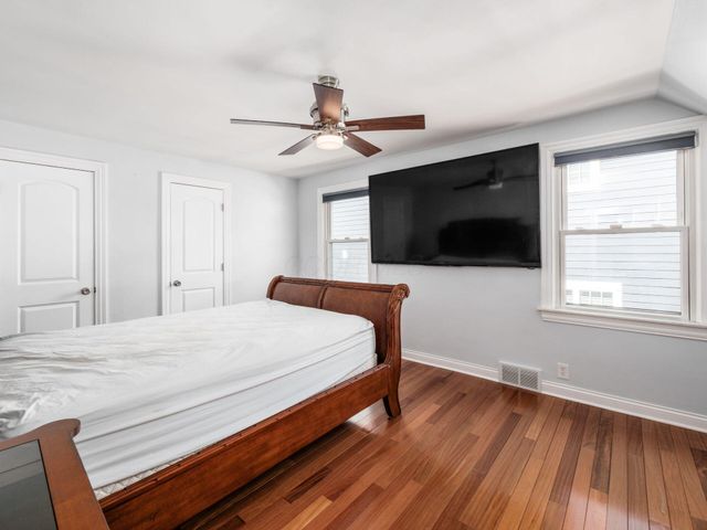 2738 E Broad Street, Bexley, OH 43209
