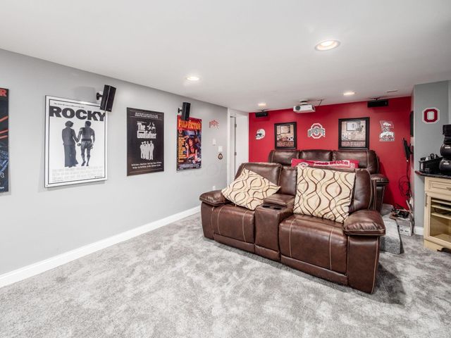 2738 E Broad Street, Bexley, OH 43209