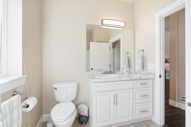 3633 Harbrooke Road, Medford, OR 97504