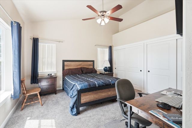 3633 Harbrooke Road, Medford, OR 97504