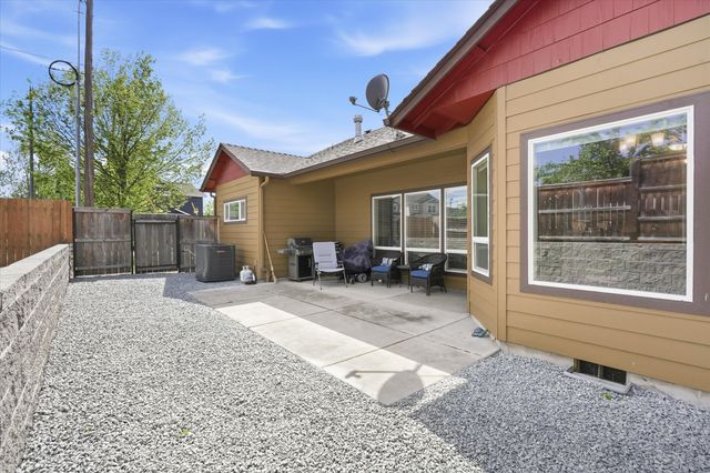 3633 Harbrooke Road, Medford, OR 97504