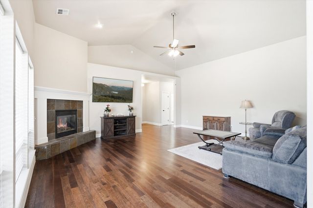 3633 Harbrooke Road, Medford, OR 97504