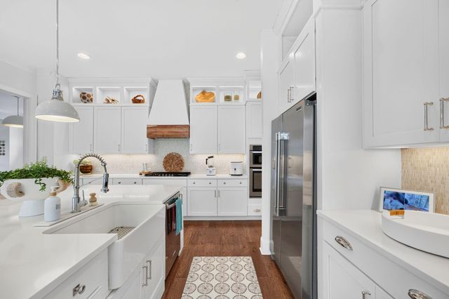 2068 Amenity Park Drive, Mount Pleasant, SC 29466