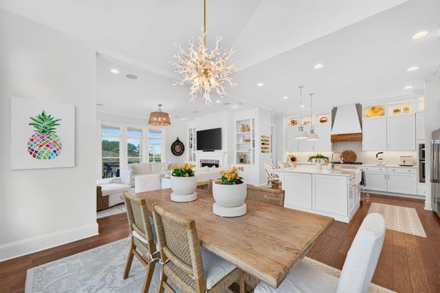 2068 Amenity Park Drive, Mount Pleasant, SC 29466