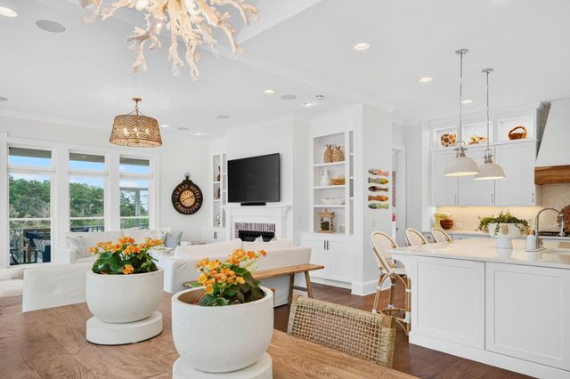 2068 Amenity Park Drive, Mount Pleasant, SC 29466