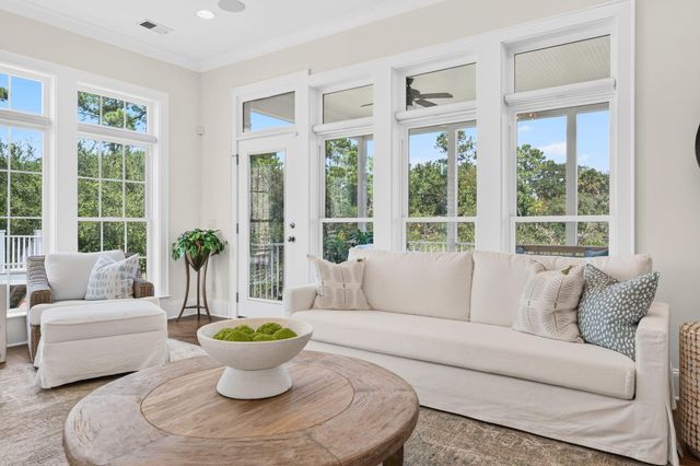 2068 Amenity Park Drive, Mount Pleasant, SC 29466