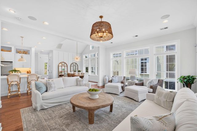 2068 Amenity Park Drive, Mount Pleasant, SC 29466