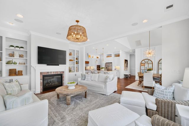 2068 Amenity Park Drive, Mount Pleasant, SC 29466