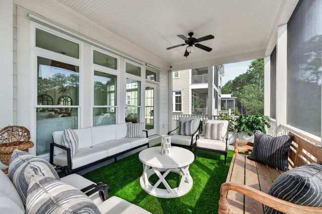 2068 Amenity Park Drive, Mount Pleasant, SC 29466