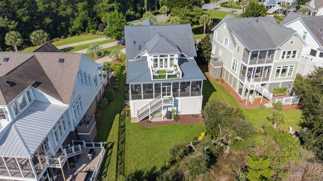 2068 Amenity Park Drive, Mount Pleasant, SC 29466