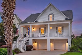 2068 Amenity Park Drive, Mount Pleasant, SC 29466