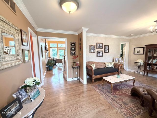 9060 Woodridge Drive, Davison, MI 48423