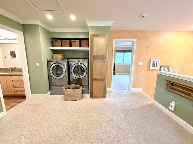 9060 Woodridge Drive, Davison, MI 48423