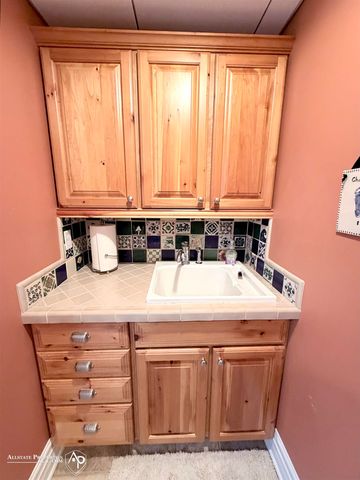 9060 Woodridge Drive, Davison, MI 48423