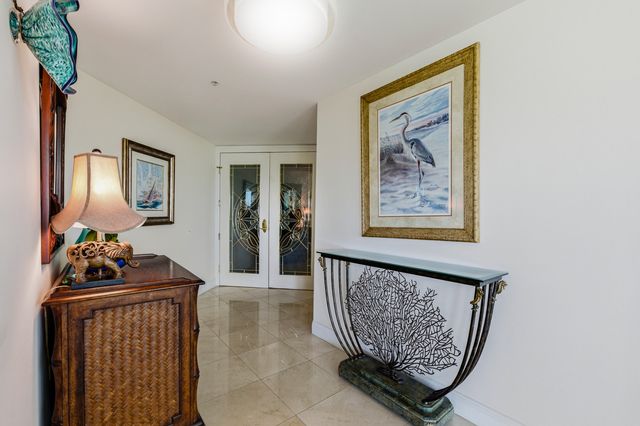 1063 Hillsboro Mile 210, Hillsboro Beach, FL 33062