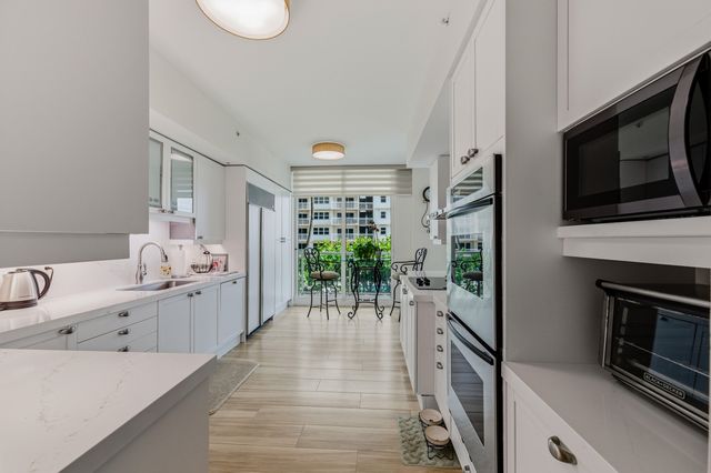 1063 Hillsboro Mile 210, Hillsboro Beach, FL 33062