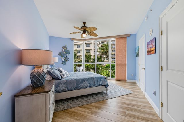 1063 Hillsboro Mile 210, Hillsboro Beach, FL 33062