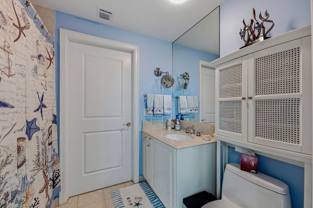 1063 Hillsboro Mile 210, Hillsboro Beach, FL 33062