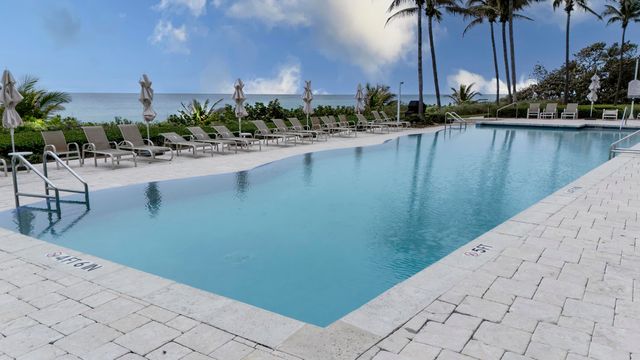 1063 Hillsboro Mile 210, Hillsboro Beach, FL 33062