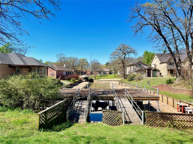 2025 Emma Drive, Tool, TX 75143