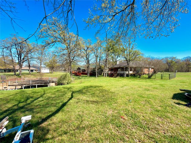 2025 Emma Drive, Tool, TX 75143