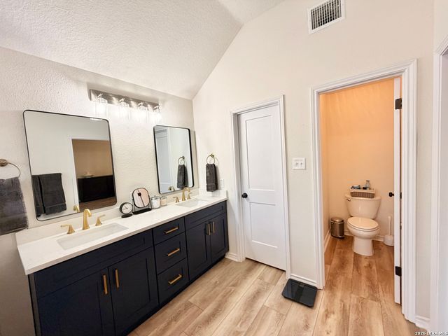 8454 Ulysses, Universal City, TX 78148