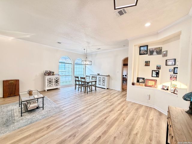 8454 Ulysses, Universal City, TX 78148