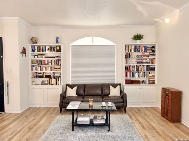 8454 Ulysses, Universal City, TX 78148