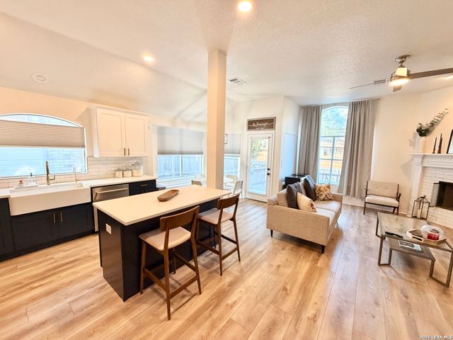 8454 Ulysses, Universal City, TX 78148