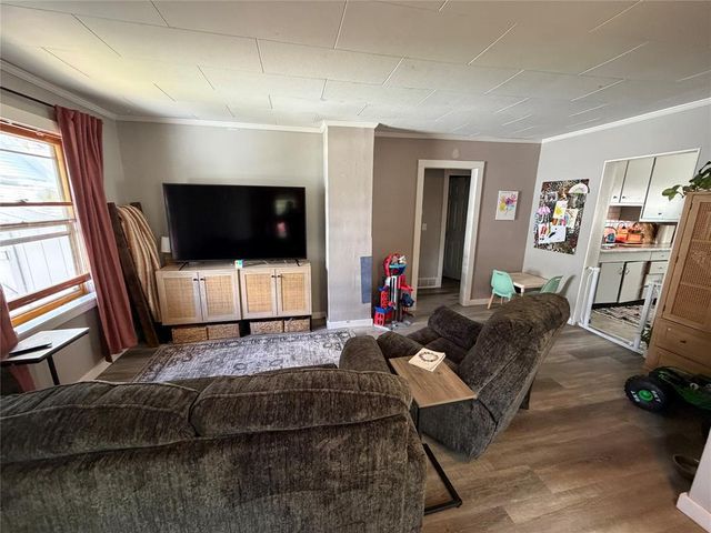 2423 6th Street, Eau Claire, WI 54703