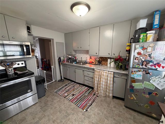 2423 6th Street, Eau Claire, WI 54703