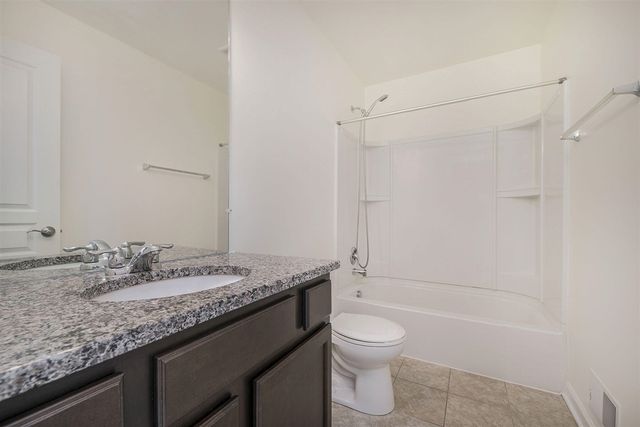 329 Glenhurst Boulevard, Rochester Hills, MI 48307