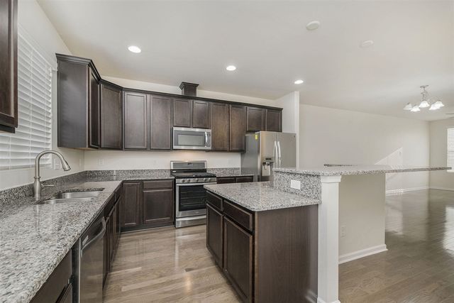 329 Glenhurst Boulevard, Rochester Hills, MI 48307