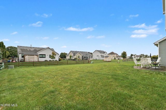 4077 Stable Creek Drive, Perrysburg, OH 43551