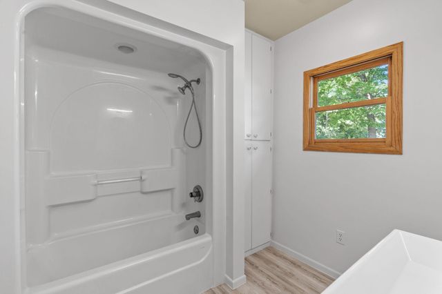 4753 Burns Road, Mound, MN 55364