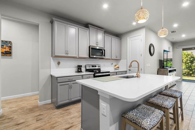 3775 MAXWELL PARK DRIVE 92, Sun City Center, FL 33573