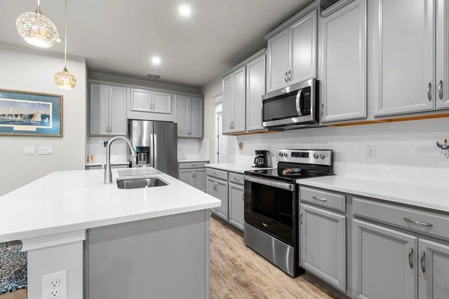 3775 MAXWELL PARK DRIVE 92, Sun City Center, FL 33573