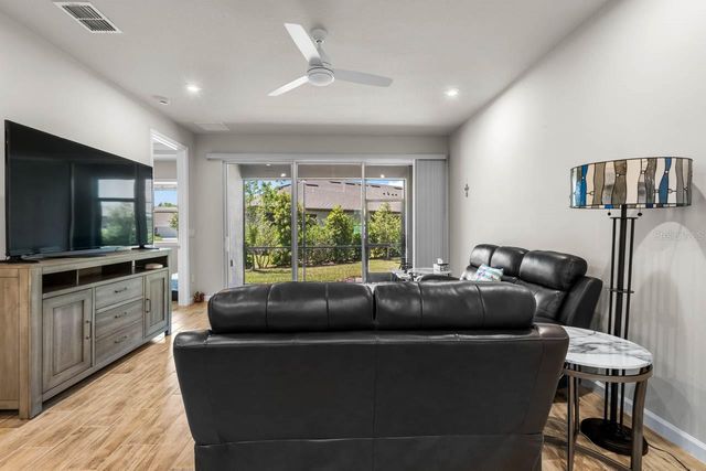 3775 MAXWELL PARK DRIVE 92, Sun City Center, FL 33573