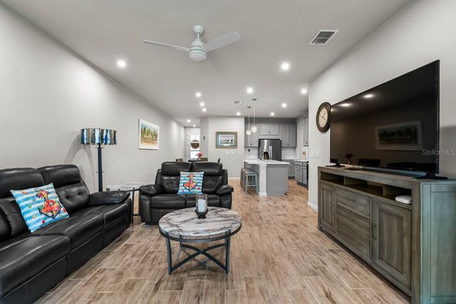 3775 MAXWELL PARK DRIVE 92, Sun City Center, FL 33573