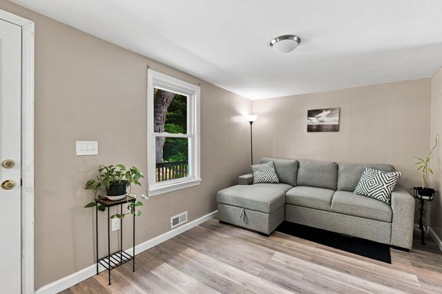 1000 Greenland Road, Portsmouth, NH 03801