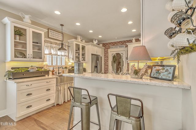 285 Princeton Gardens Drive, Johnson City, TN 37601